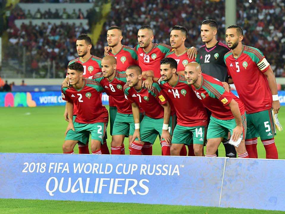 الأسود تهزم الغابون بثلاثية وتقترب من مونديال روسيا-صور