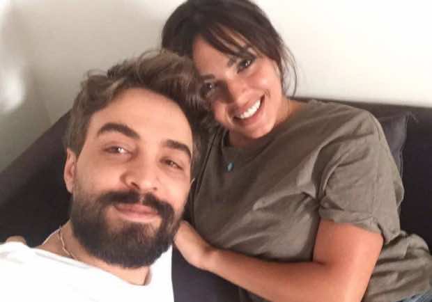 زوجة أسامة البسطاوي في الكويت على كرسي متحرك !- فيديو