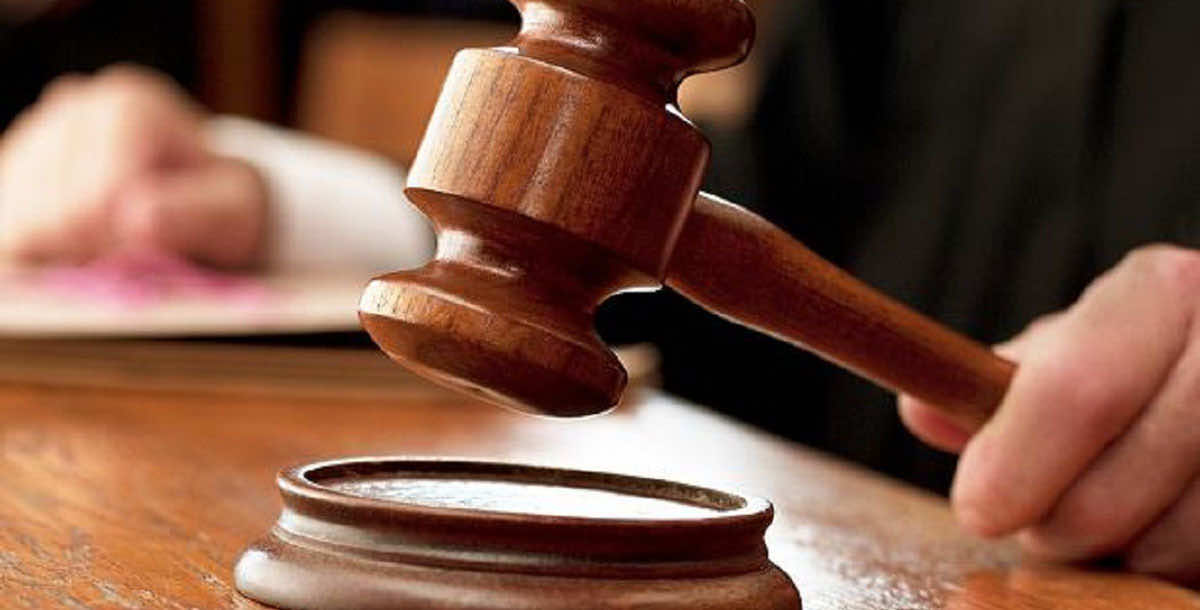 سجن شاب لمدة عامين مع جلده لنعته أبيه بـ"الكذاب