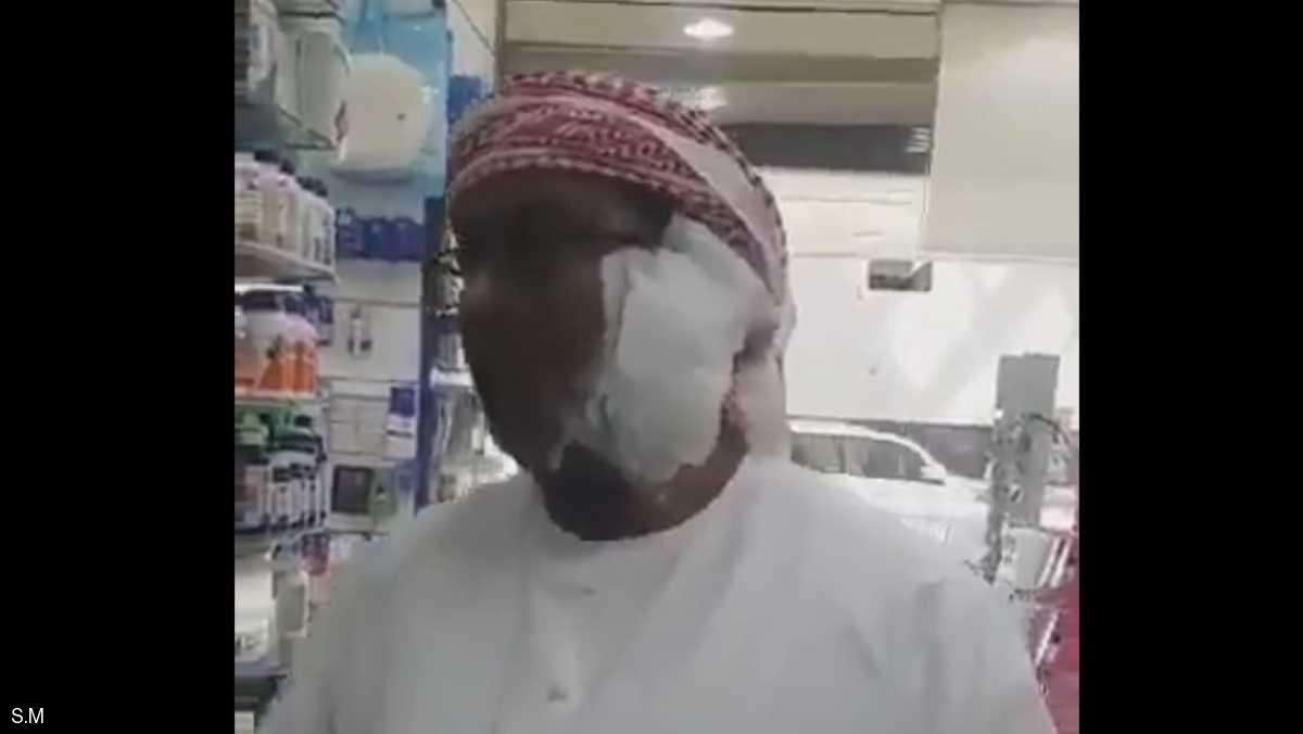 انفجار هاتف من نوع "أيفون 8" في وجه مواطن - فيديو/صور