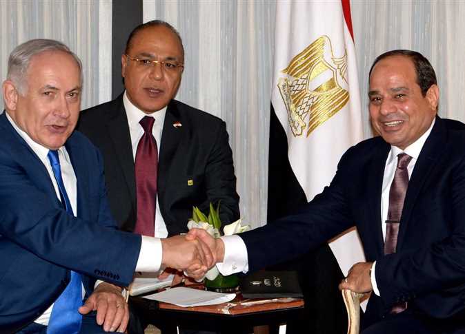 "موقع إسرائيلي: يصف السيسي بحبيب "الإسرائليين" ويعاتبه على رعاية "المصالحة