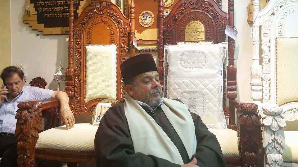 "حاخام يدخل على الخط في قصة الفيزازي و"الجن اليهودي