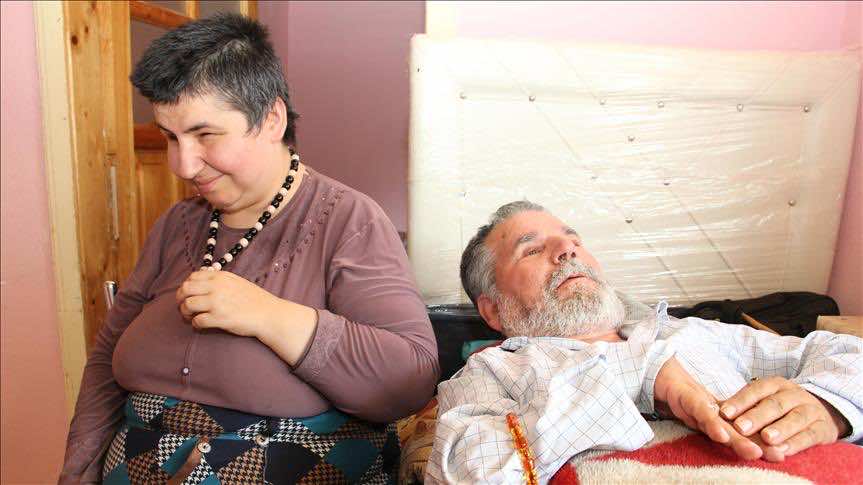 حكاية زوجين لم تمنعهما الإعاقة من بناء عش الزوجية على الحب