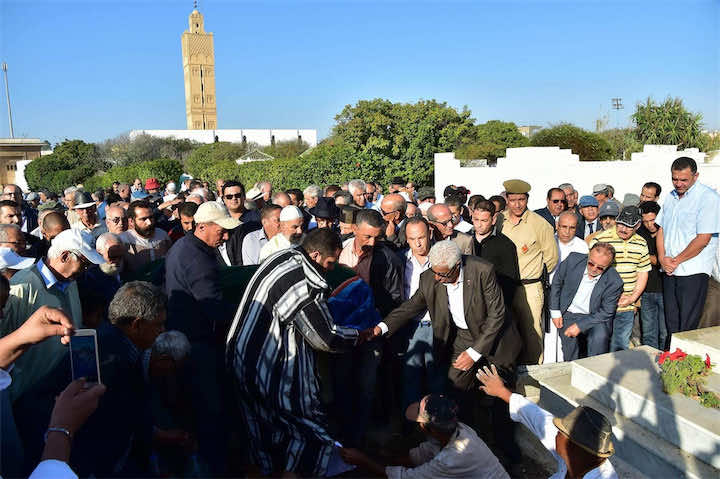 مشاحنات في جنازة بونعيلات بين عائلته ورفاقه ولكثيري- فيديو