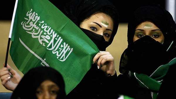 ابتداء من 2018 السعودية ستسمح للنساء بدخول 3 ملاعب