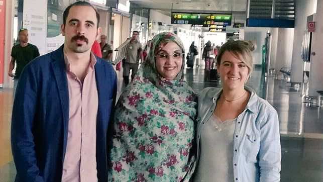 المغرب يرحل إسبانيين كانا رفقة أميناتو حيدر