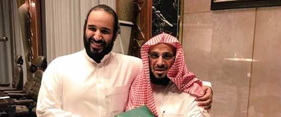الشيخ القرني مدح الملك فكانت المكافأة المنع من السفر! -فيديو