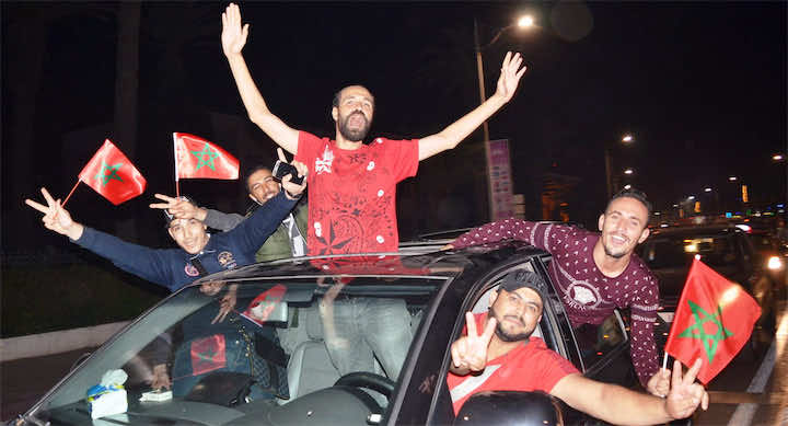 أكادير..تزنيت وكلميم...الأسود أنزلوا الشعب إلى الشارع بالآلاف- صور وفيديو