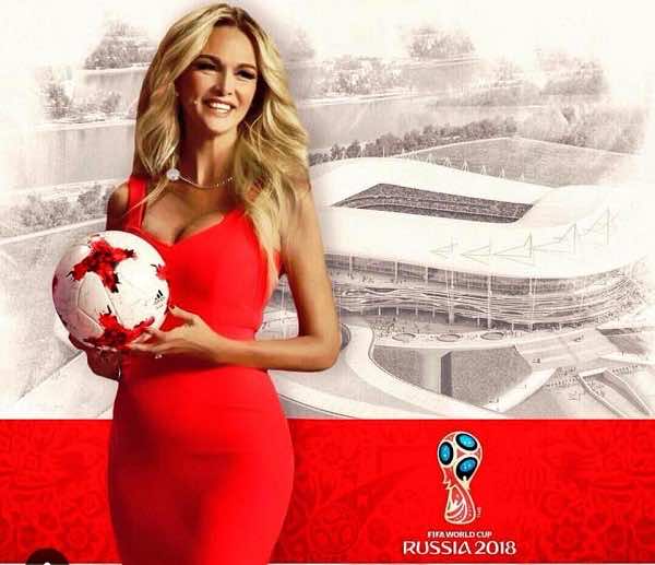 ملكة جمال روسيا تهنئ الأسود وترحب بالمغاربة في بلدها