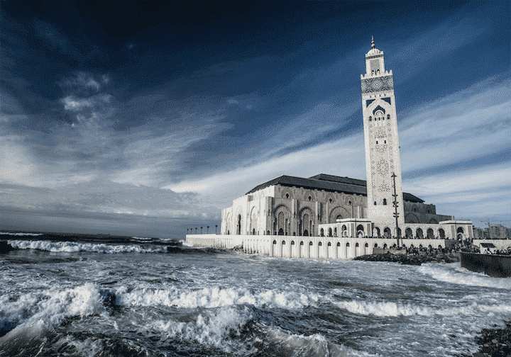 قناة هولندية تصنف مسجد الحسن الثاني "أجمل المباني الدينية" في العالم