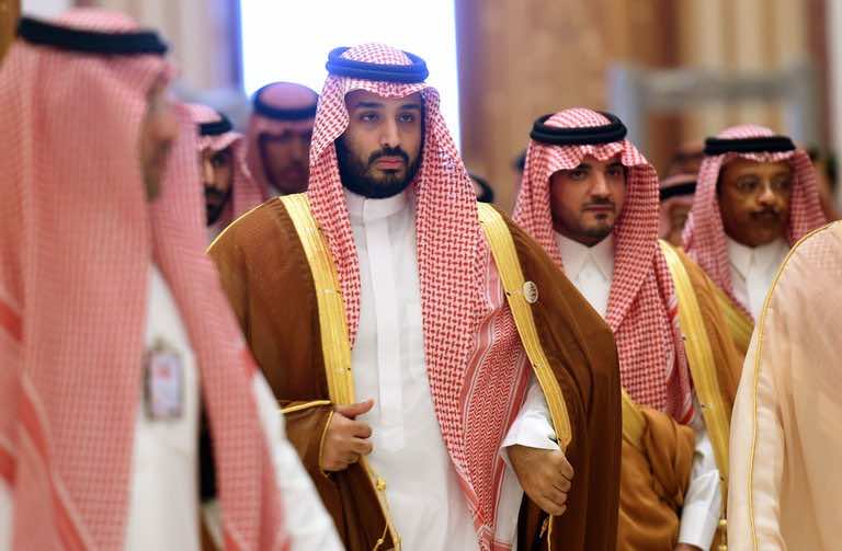 الأمراء والأغنياء المحتجزين يشرعون في توقيع شيكات لبنسلمان