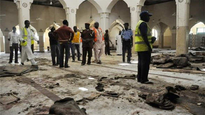 نيجيريا...مقتل 50 شخصا في تفجير استهدف مسجدا في صلاة الفجر
