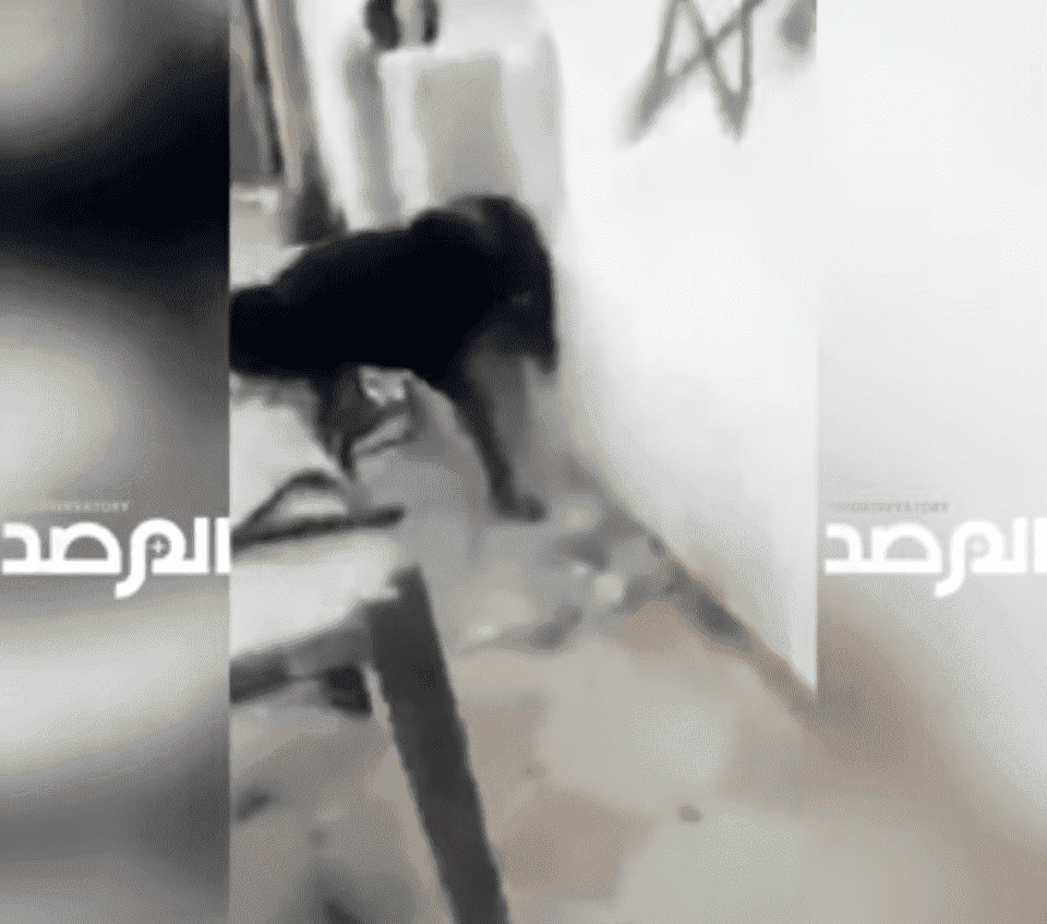 فيديو صادم يظهر صورا من مآسي المهاجرين في ليبيا