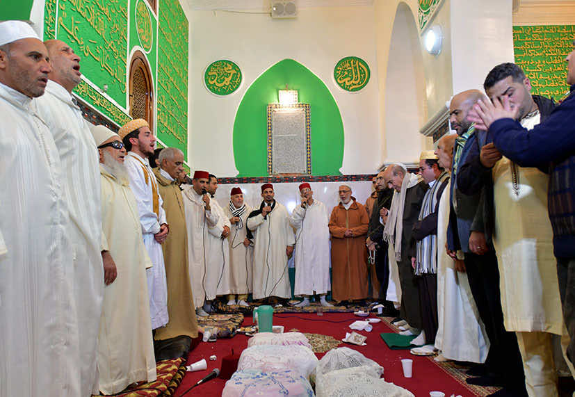 "اليوم24" رفقة "جيران السلطان" ليلة المولد...زغاريد وبخور و"كواكب درية" -صور وفيديو