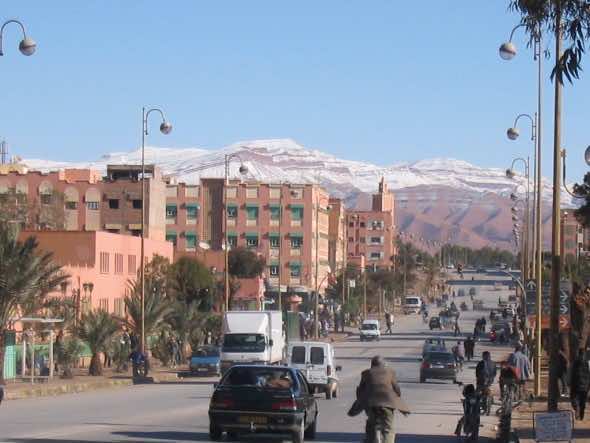 خبراء يجتمعون في الرشيدية للبحث عن وصفة للارتقاء بالمقاولة الشابة