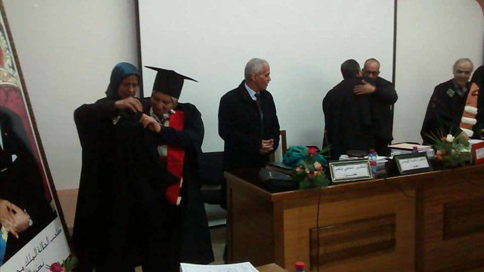 كلمة مؤثر لطالبة تناقش اطروحة الدكتوراه بعد شفائها من السرطان - فيديو