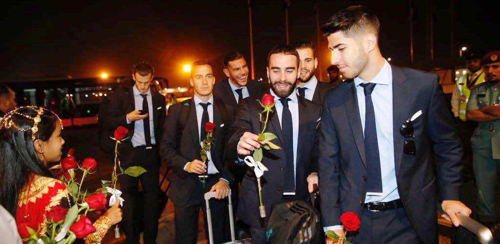استقبال "ملكي" لريال مدريد في مطار أبوظبي - صور