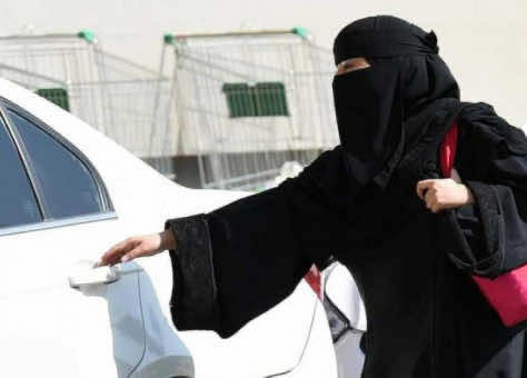 بعد سياقة النساء.. السعودية تسمح بفتح دور سينما