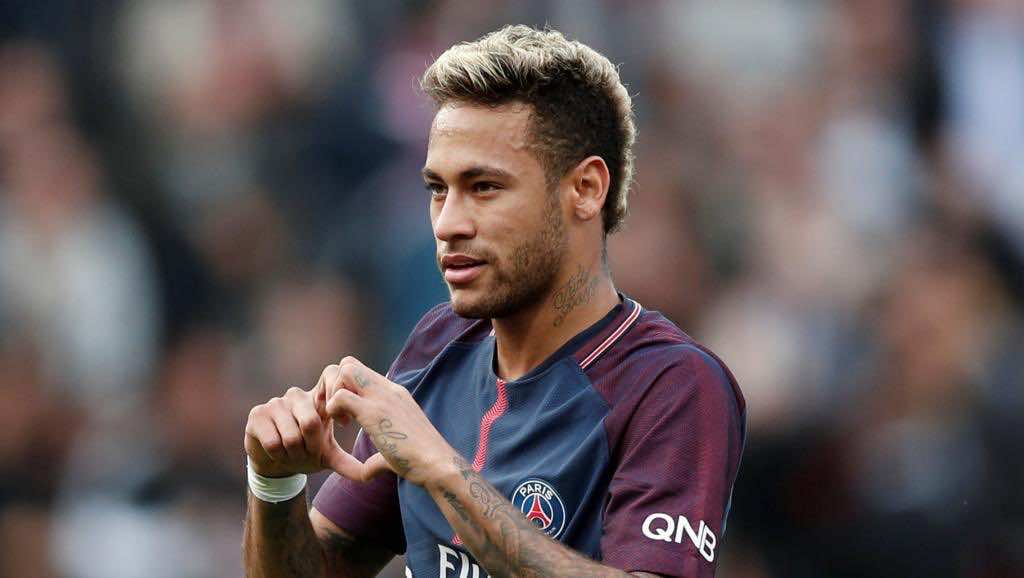 نيمار خارج قائمة "البي اس جي" أمام ريال مدريد