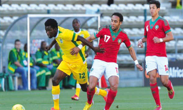 مدرب المنتخب يضاعف متاعب عصام الراقي