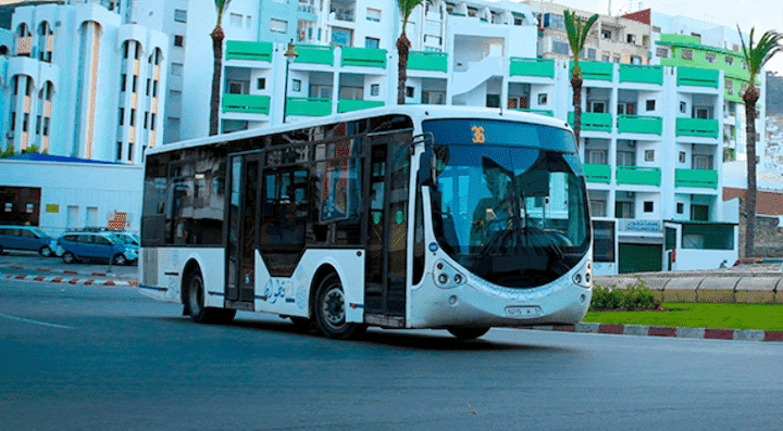 الحواجز الحديدية تجر شركة للنقل بتطوان إلى القضاء