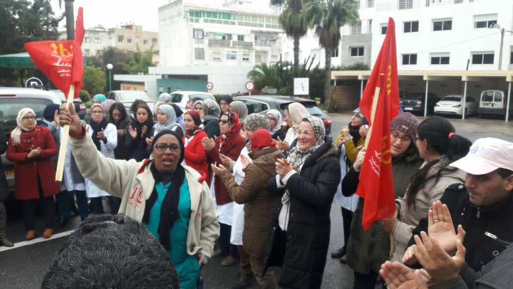 احتجاجات على سجن ممرضة بعد انتحار مريضة بالرشيدية-صور