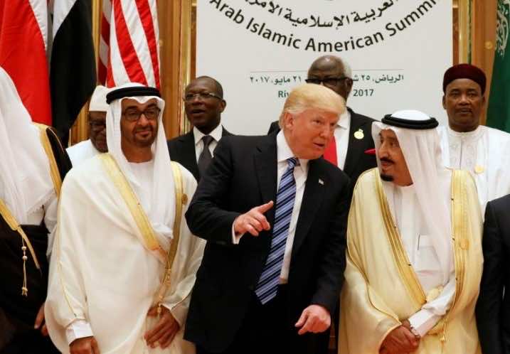 ترامب: دفعنا الكثير في سوريا دون مقابل وعلى دول الخليج الغنية أن تدفع المزيد
