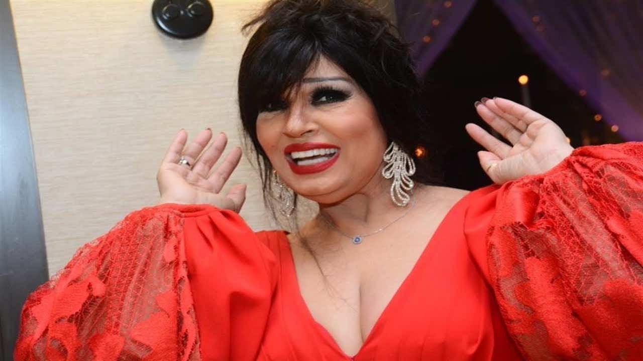وجبة غذاء مع فنان مقابل المال... وسيلة أخرى لتكسب الفنانين من جيوب الجمهور