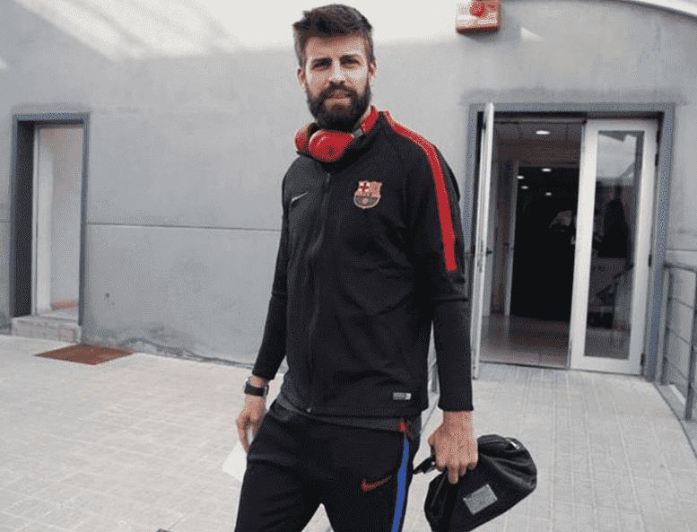 برشلونة يمنع بيكي من كرة للقدم!