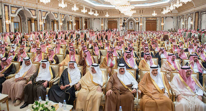 السعودية تتخذ قرارا مفاجئا تجاه بعض أفراد العائلة الملكية!