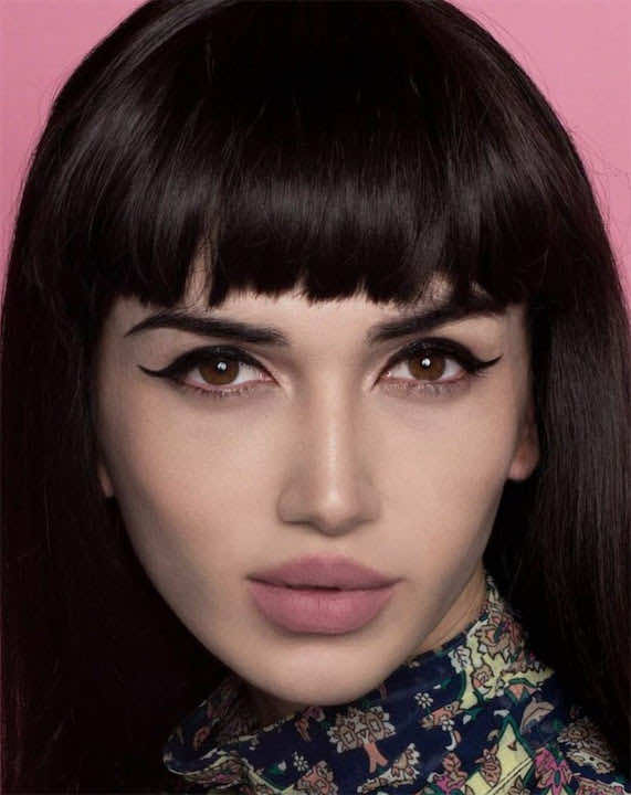 شاب يخدع مسابقة ملكة جمال.. ويقدم نفسه على أنه فتاة!-صور