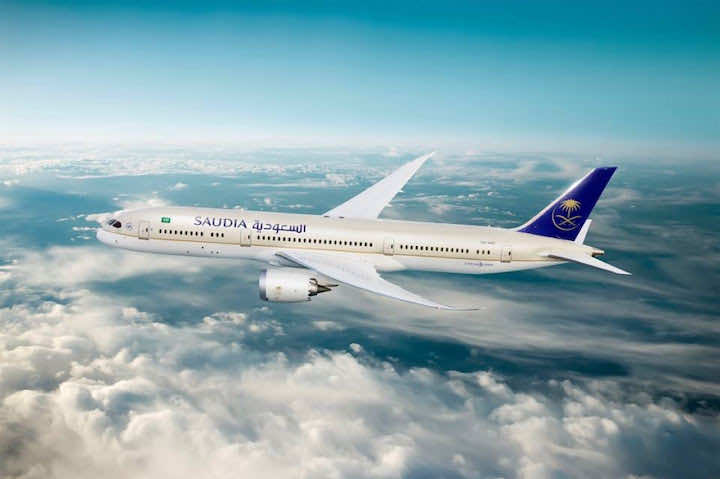 وفاة مغربي على متن طائرة للخطوط السعودية فوق مصر