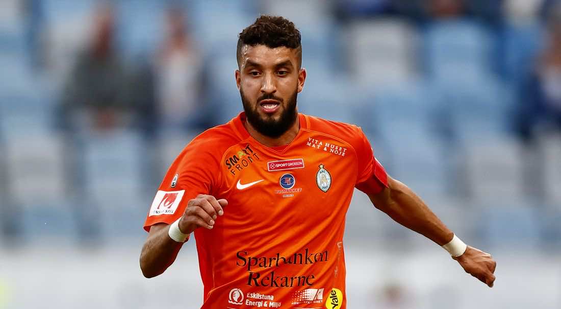 محترف مغربي بأوروبا يقترب من الدوري الأسترالي