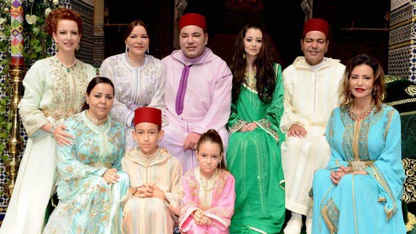 أستاذ أميرات المغرب يكشف سر جمالهن..منتوج يباع ب600 درهم