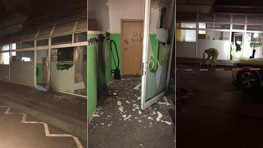 مجهولون يعتدون بالزجاجات الحارقة على مسجد في ألمانيا -صورة