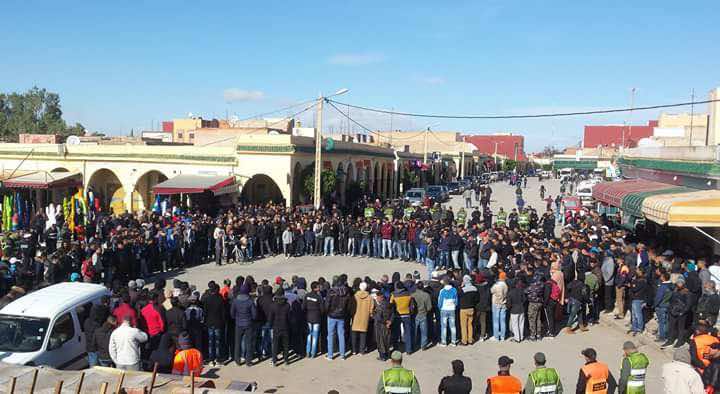 ساكنة العيون الشرقية.. بعد استقبالها لأهالي جرادة تخرج اليوم للتعبير عن تضامنها