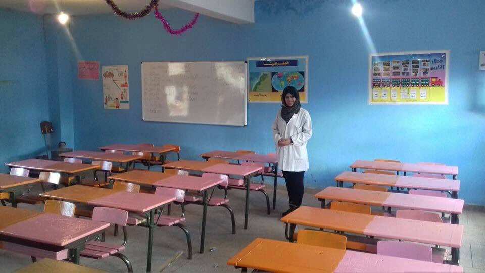 بعد أستاذ سيدي بنور..مبادرة أستاذة من خنيفرة تَخلق الجدل
