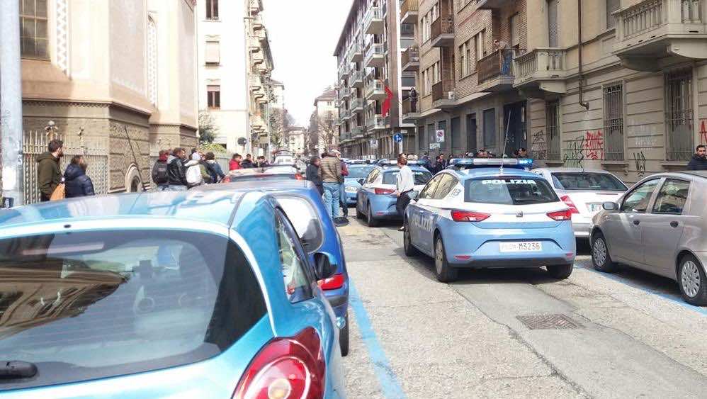 الشرطة الإيطالية تقتحم قنصلية مغربية بأسلحة نارية