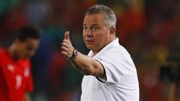 الإتحاد المصري يقدم طلبا للجامعة من أجل مواجهة المنتخب وديا