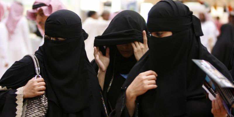 بعد ثلاثة عقود من الحظر.. تفاصيل أول فيلم سينمائي سيعرض في السعودية