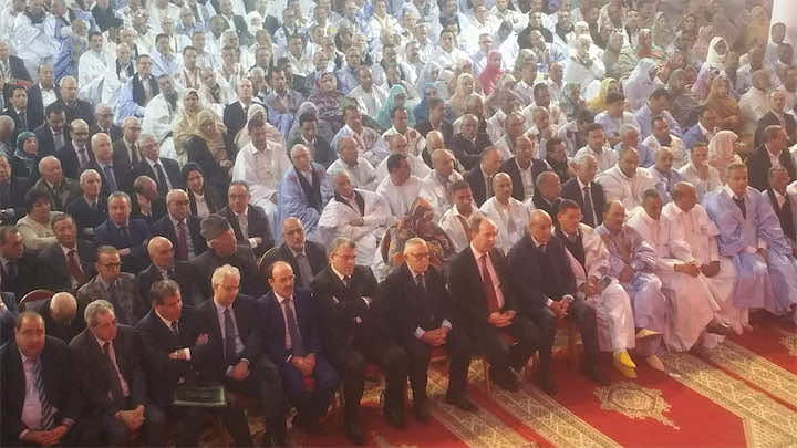 افتتاح اجتماع زعماء الأحزاب بالعيون و"الرميد" بجانب "العماري"-صور