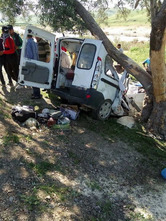 جماعة في ضواحي تاونات تلبس السواد وتودع ضحايا " الكونغو"