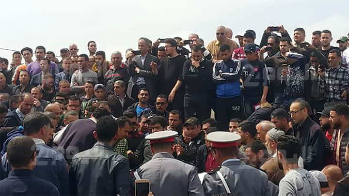 شعارات قوية وتواجد أمني مكثف في جنازة والد معتقل حراك الريف