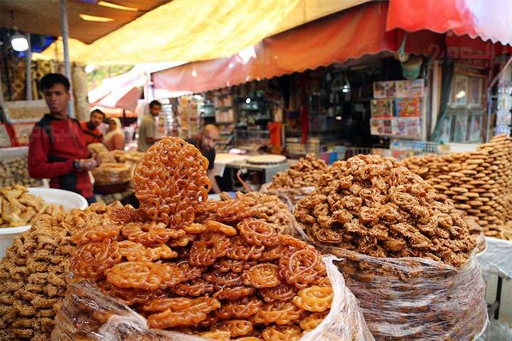رمضان في زمن كورونا.. أرباب المخابز: لا إقبال على الحلويات هذا العام!
