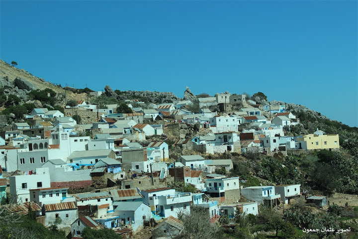 مقلع يهدد الثروة الطبيعية بطنجة والسكان يستغيثون - صور