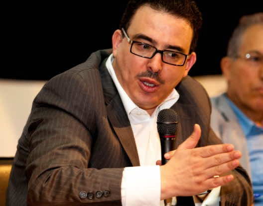 الكروط يهاجم دفاع بوعشرين: "أنا غادي نربيكم ونجيب سطافيط تجمعكم واللي تكلم نقطع لمو لسانه!"