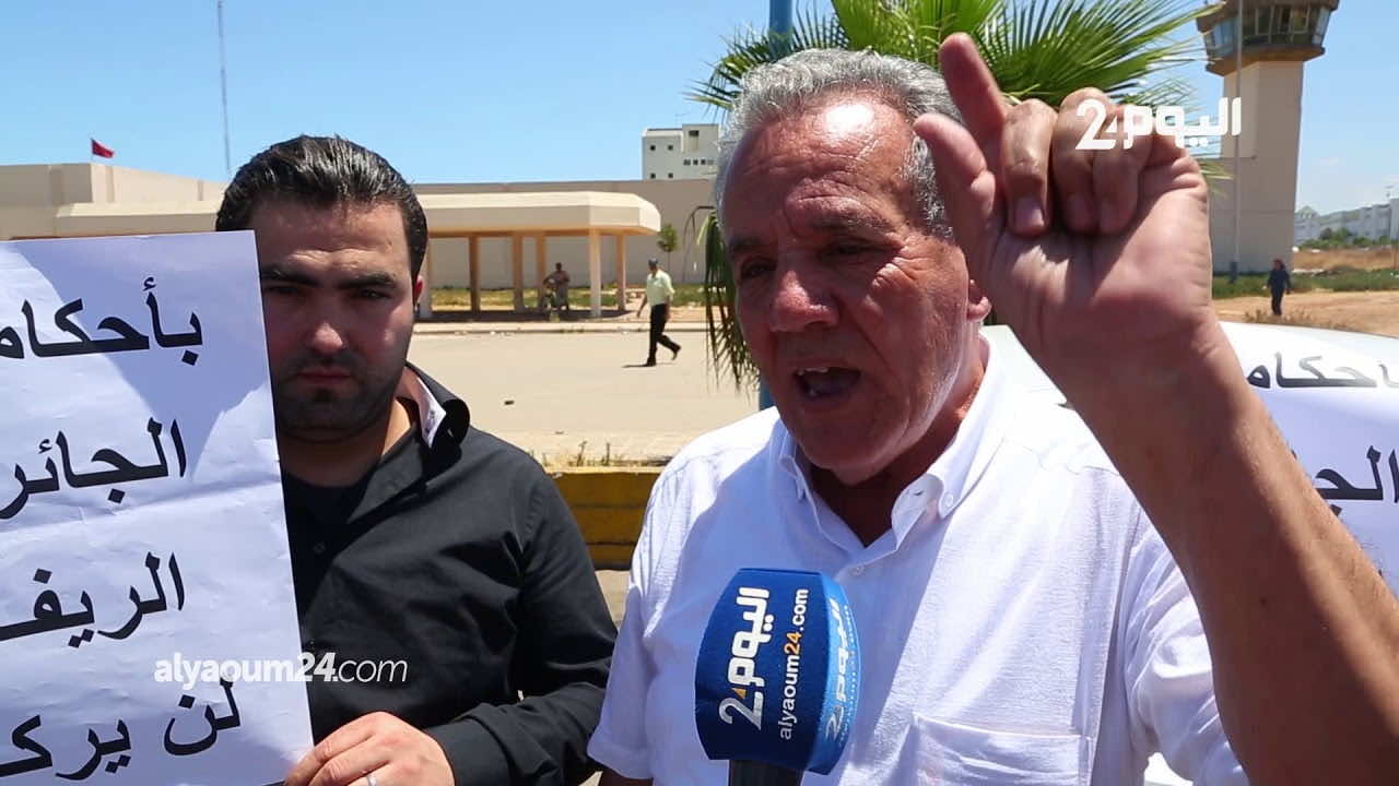 الزفزافي الأب: ناصر فقد الإحساس بيده اليمنى وإدارة "عكاشة" رفضت تسليمنا نسخة من ملفه الطبي