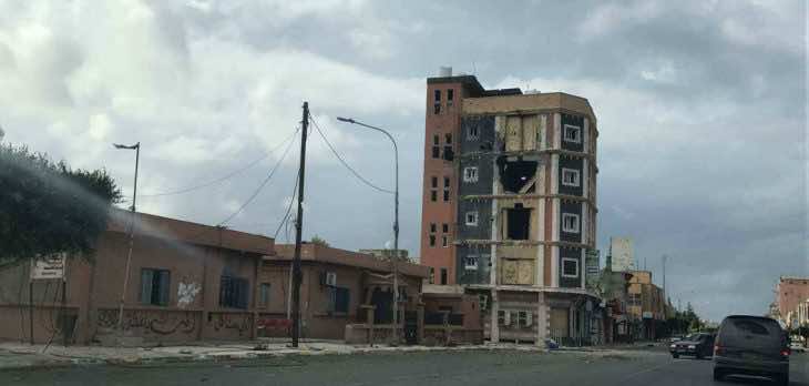 طهي 3 رجال أحياء بالقرب من صبراته الليبية