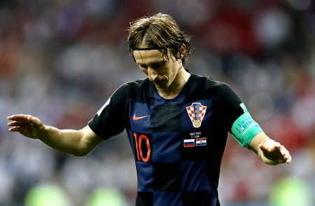 كأس العالم.. كرواتيا تتجاوز روسيا وتكمل عقد المتأهين إلى المربع الذهبي