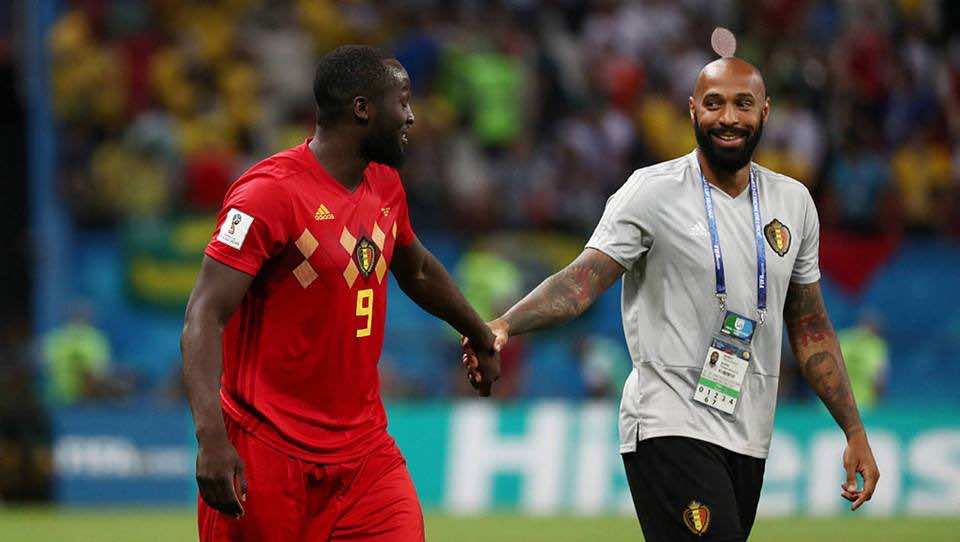 قلب تيري هنري منقسم الليلة..بين وظيفته في منتخب بلجيكا وولائه لفرنسا